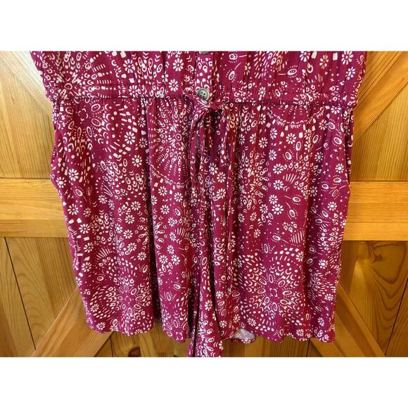 Torrid Womens Button Drawstring Front Romper Shorts Red Size 1/XL (5303) - Picture 2 of 8
